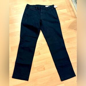 Gap Men Slim Navy Khaki 32 x 32 - New Classic Navy